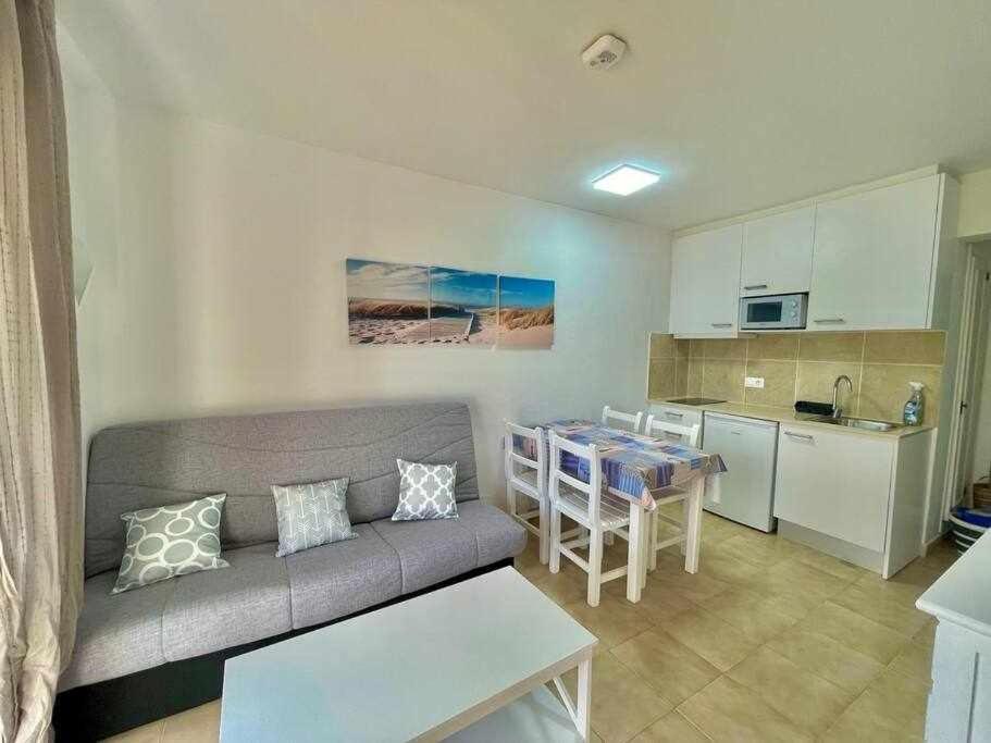 Pura Vida Apartamento Con Piscina Cala'N Blanes  Exterior foto